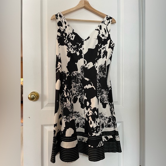 Nine West Cocktail Dress - Picture 2 of 3